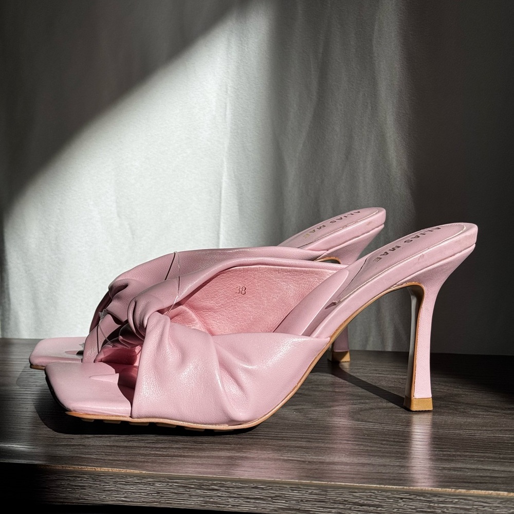 Alias Mae Pink Knotted Heels